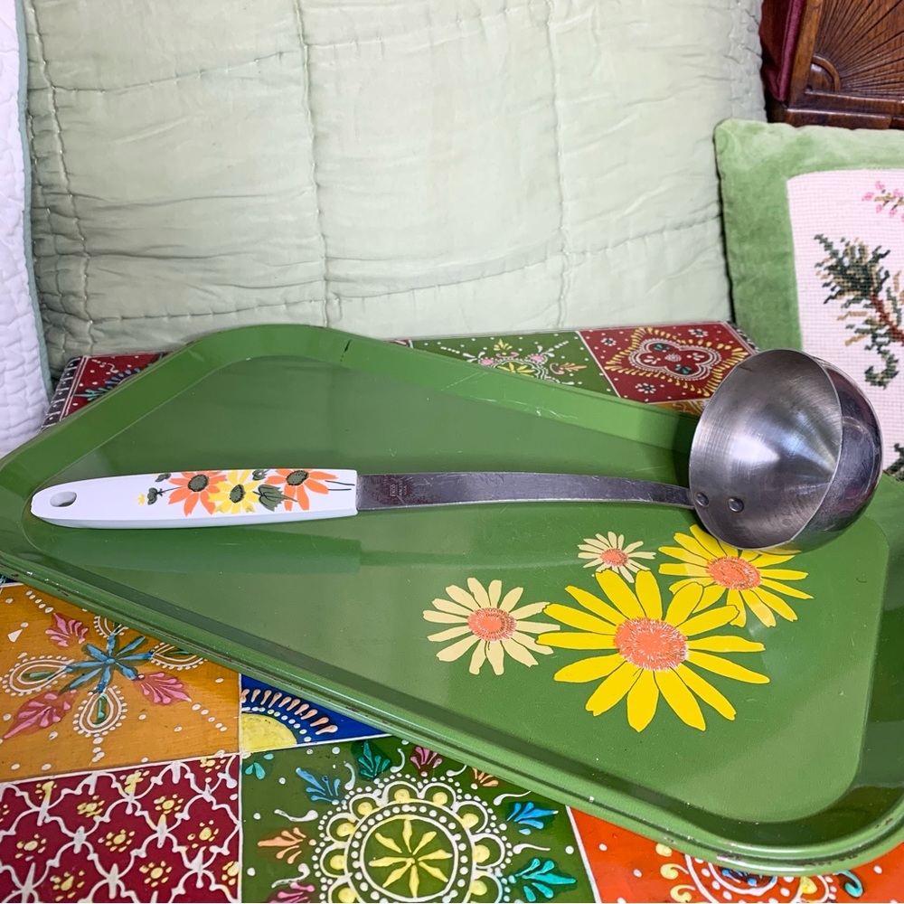 70s Floral Ladle